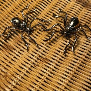 Gold Tone Spider Chunky Statement Pierced Earrings Set